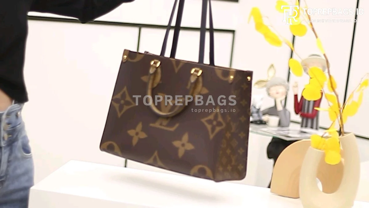 a1612008194698_2473 Louis Vuitton Onthego MM Medium in Brown