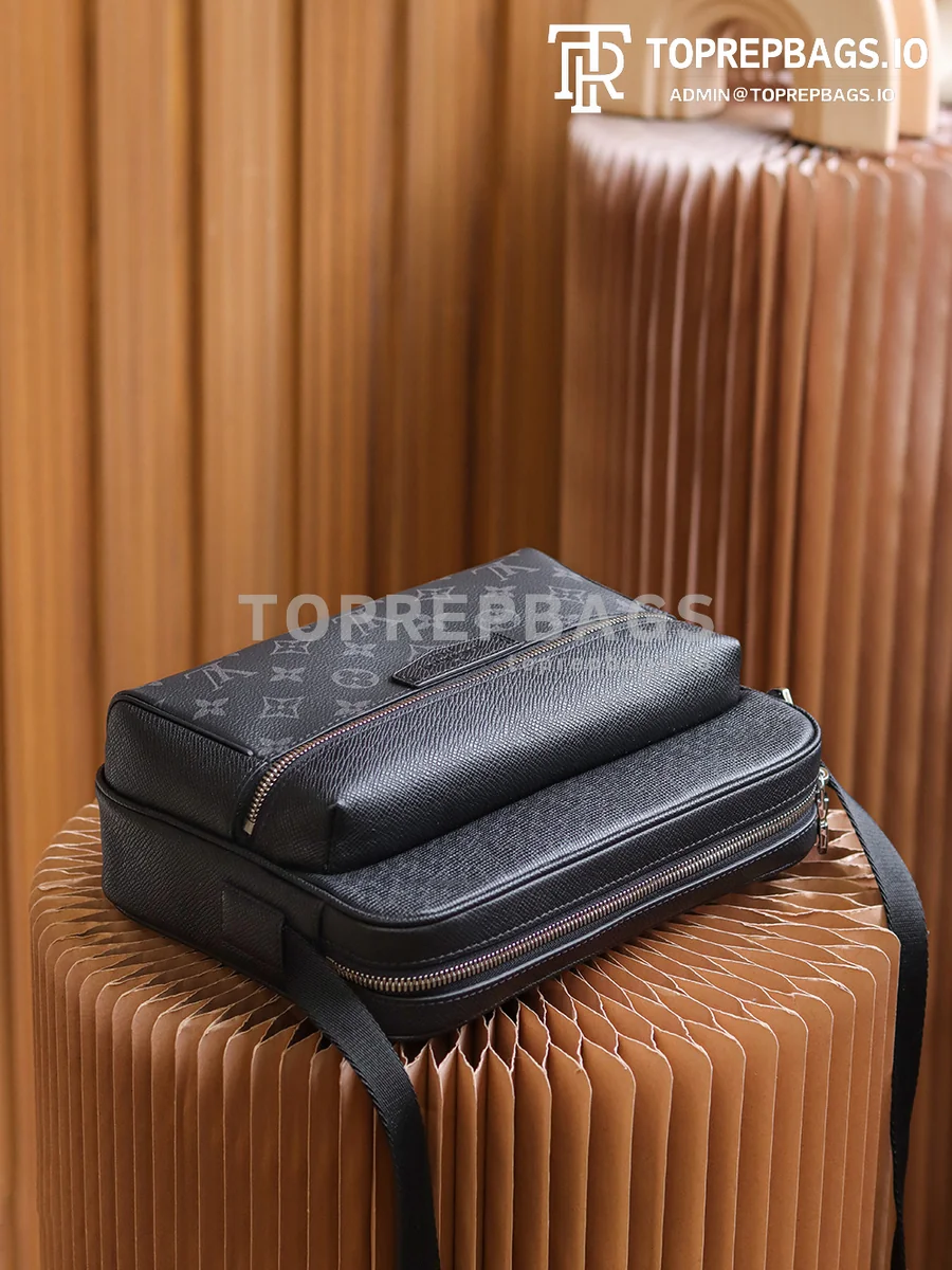 a1626423773541_6545 Louis Vuitton Outdoor Messenger in Black