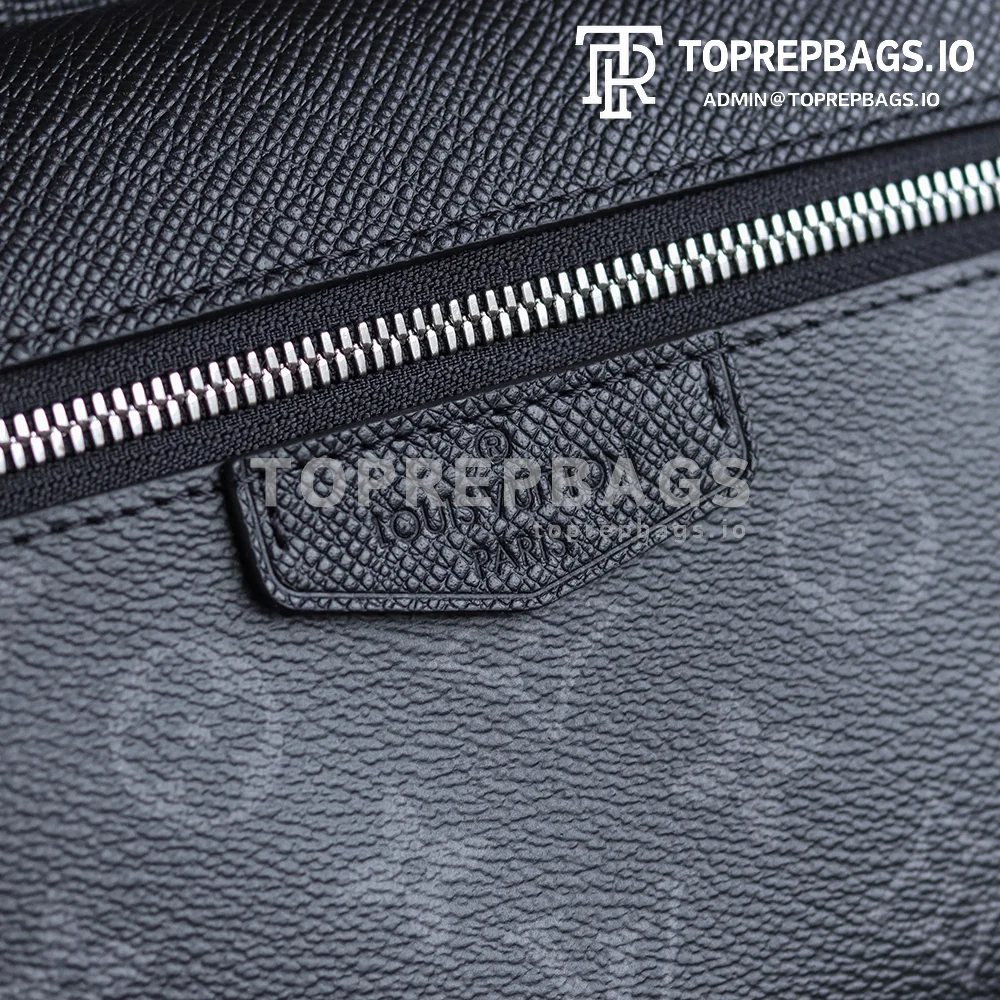 a1626423829702_0124 Louis Vuitton Outdoor Messenger in Black