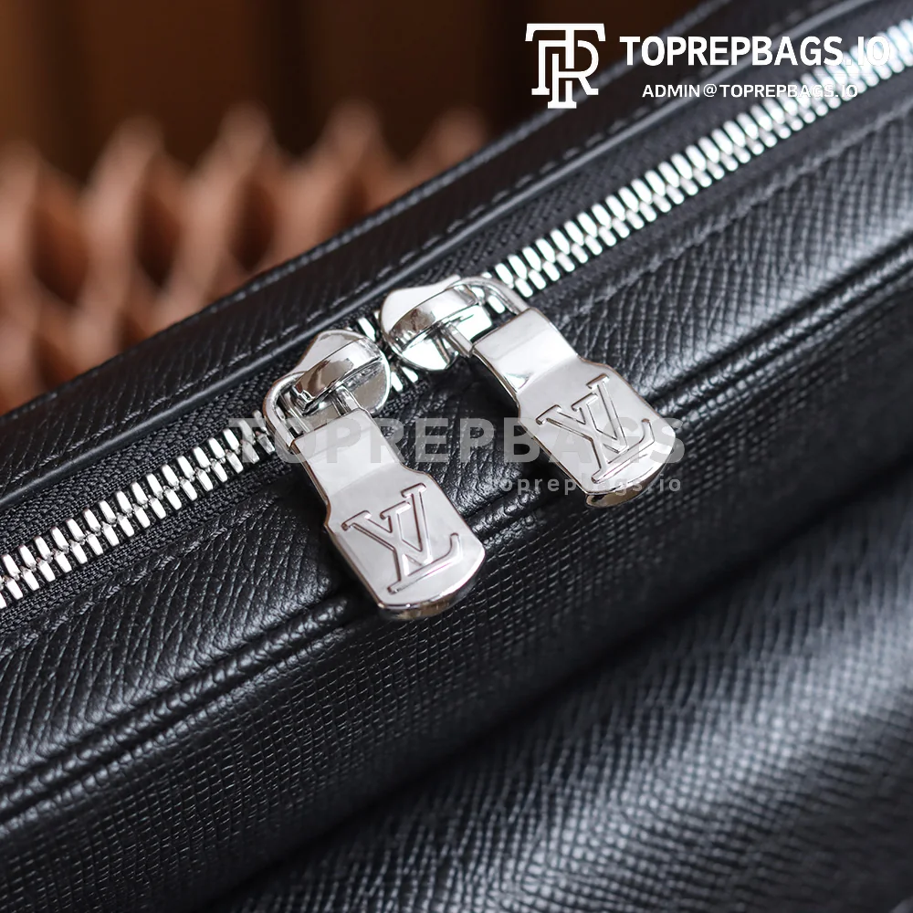 a1626423829705_1622 Louis Vuitton Outdoor Messenger in Black