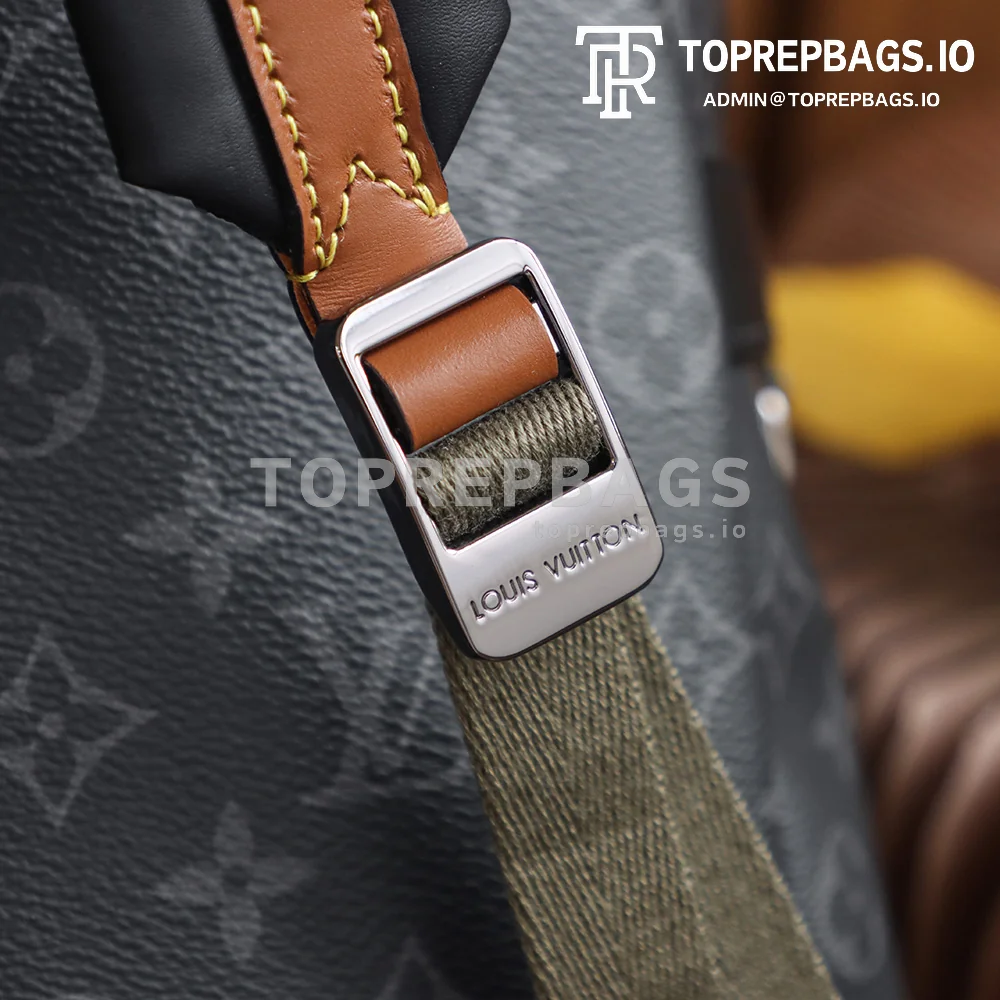 a1628331424427_0721 Louis Vuitton Discovery Backpack in Black