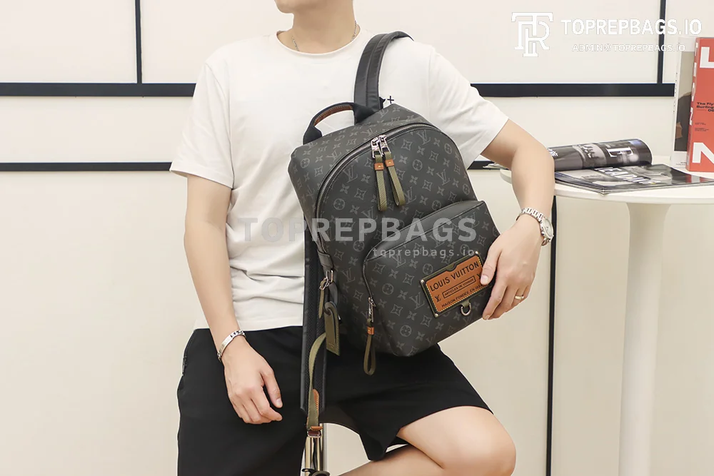 a1628331576175_0311 Louis Vuitton Discovery Backpack in Black