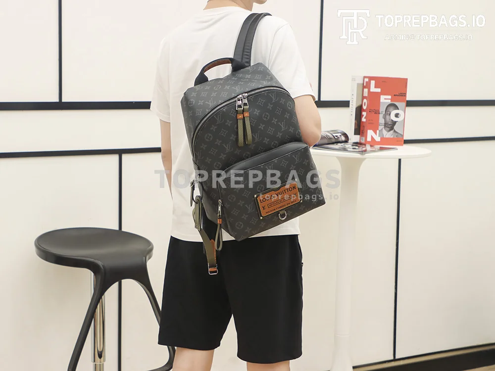 a1628331576176_2338 Louis Vuitton Discovery Backpack in Black
