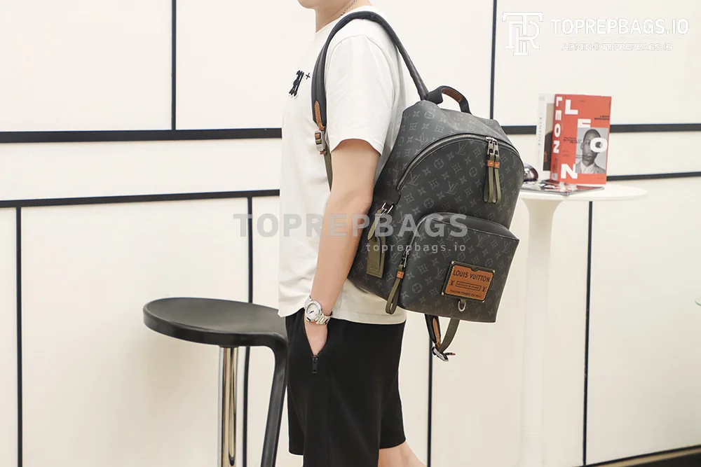 a1628331576177_1085 Louis Vuitton Discovery Backpack in Black