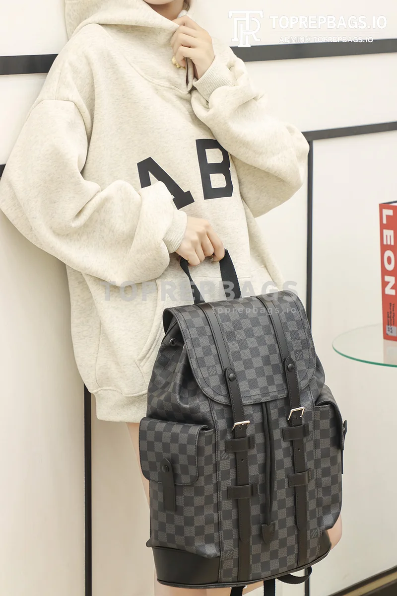 a1636186319040_4733 Louis Vuitton Christopher in Black
