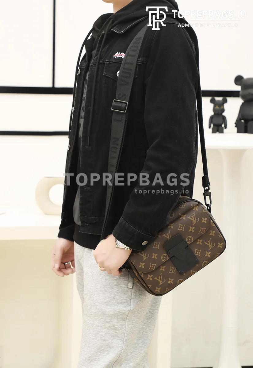 a1640163417699_8588 Louis Vuitton S Lock Messenger in Brown