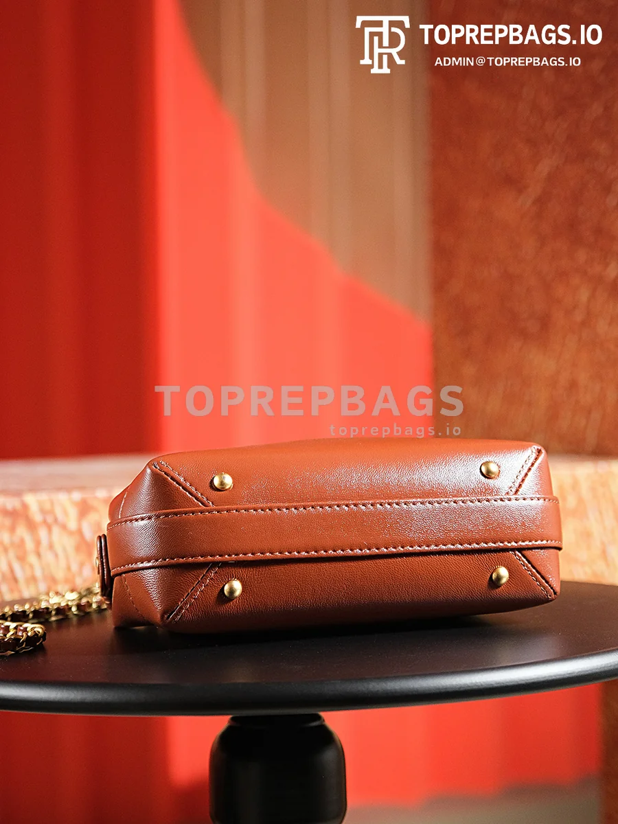 a1720436638363_1864 Chanel Toolbox in Brown