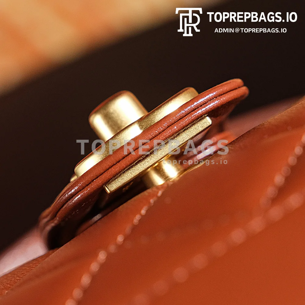 a1720436773019_7066 Chanel Toolbox in Brown