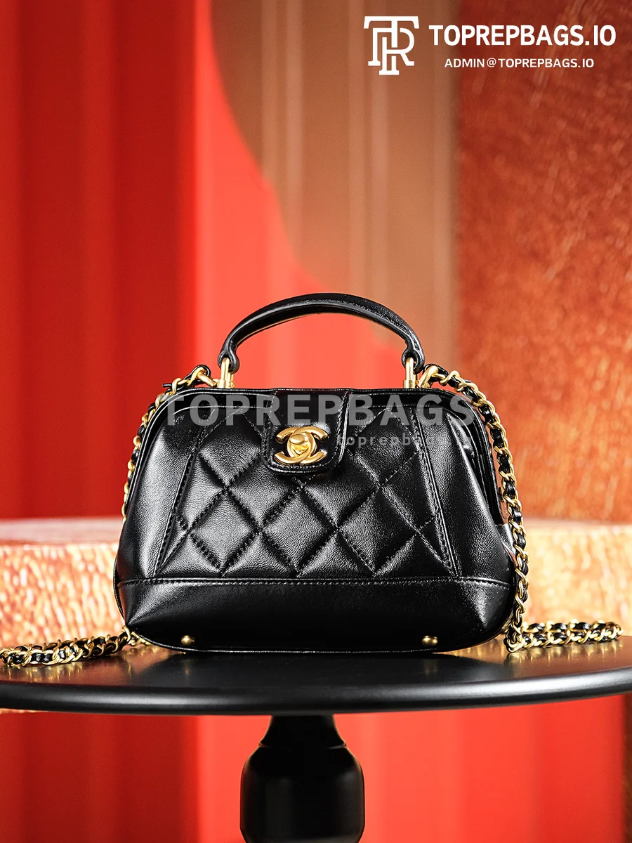 a1720437100192_1434 Chanel Toolbox in Black