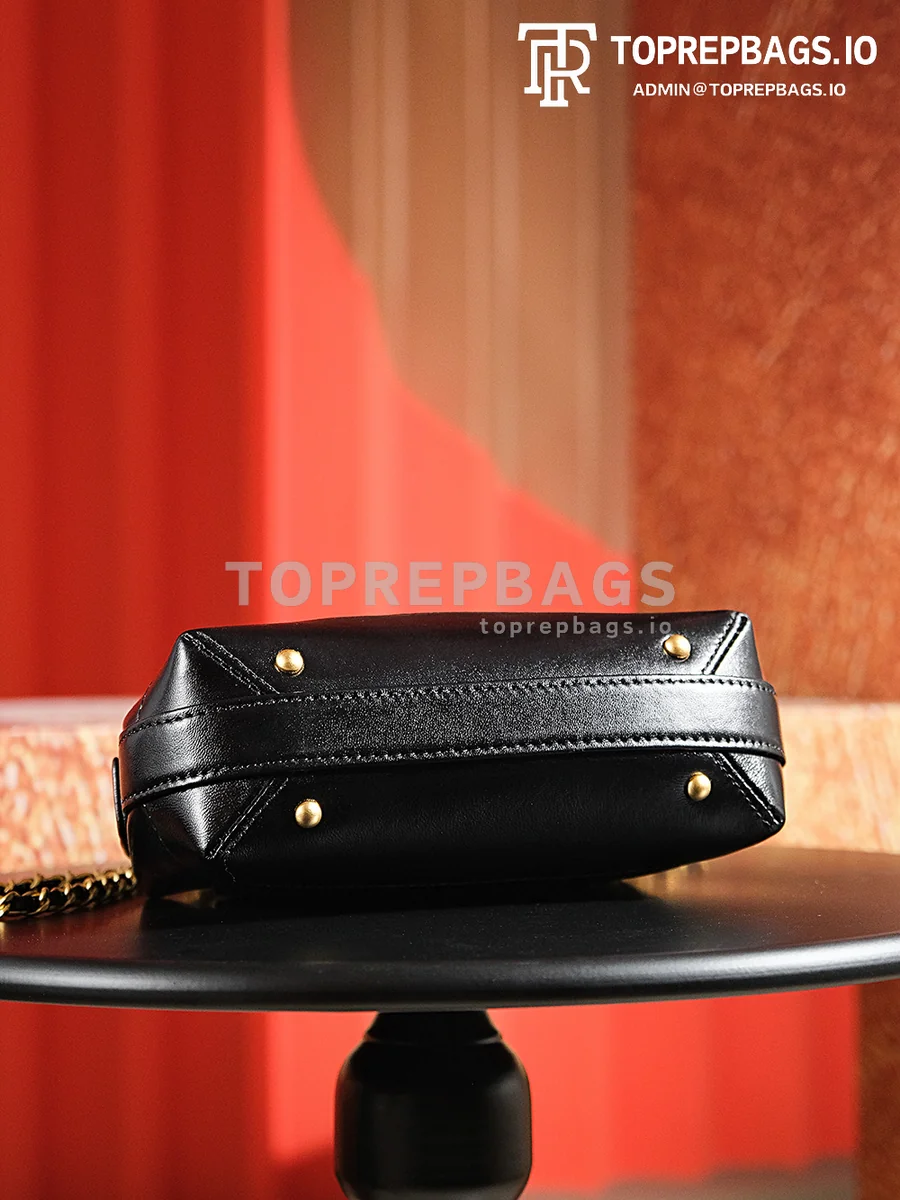 a1720437108994_6327 Chanel Toolbox in Black