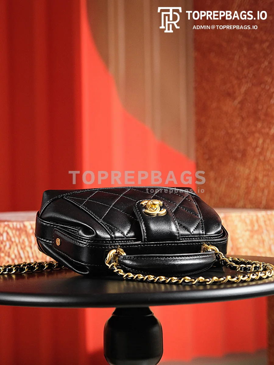 a1720437108996_4571 Chanel Toolbox in Black