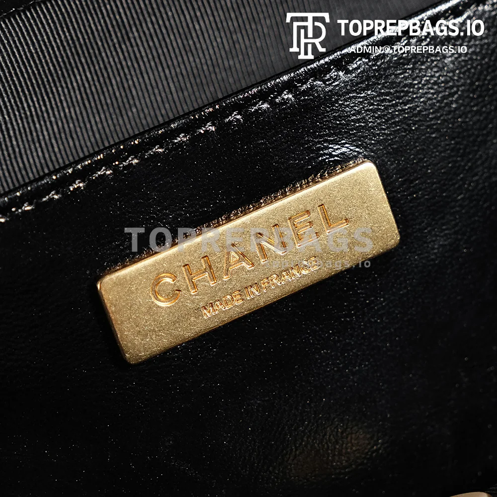 a1720437192026_7206 Chanel Toolbox in Black
