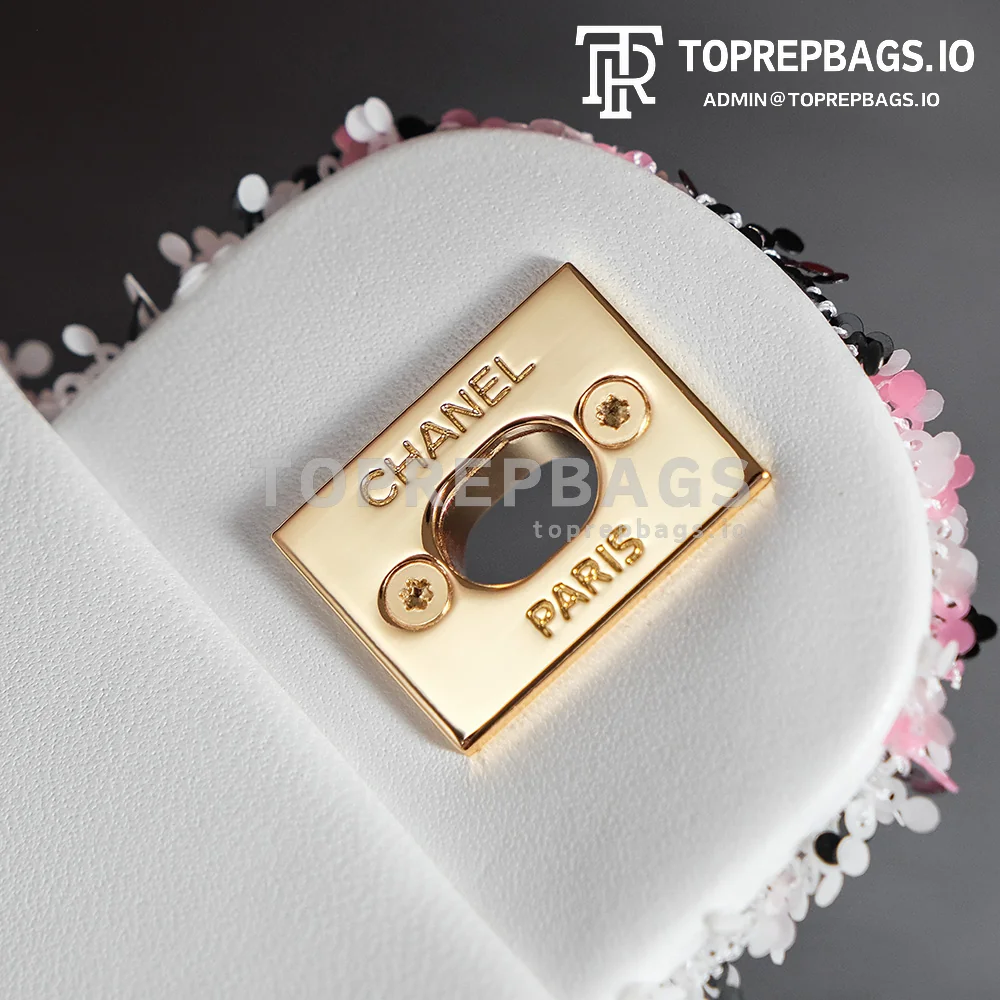 a1720777885327_4674 Chanel Classic Flap in White