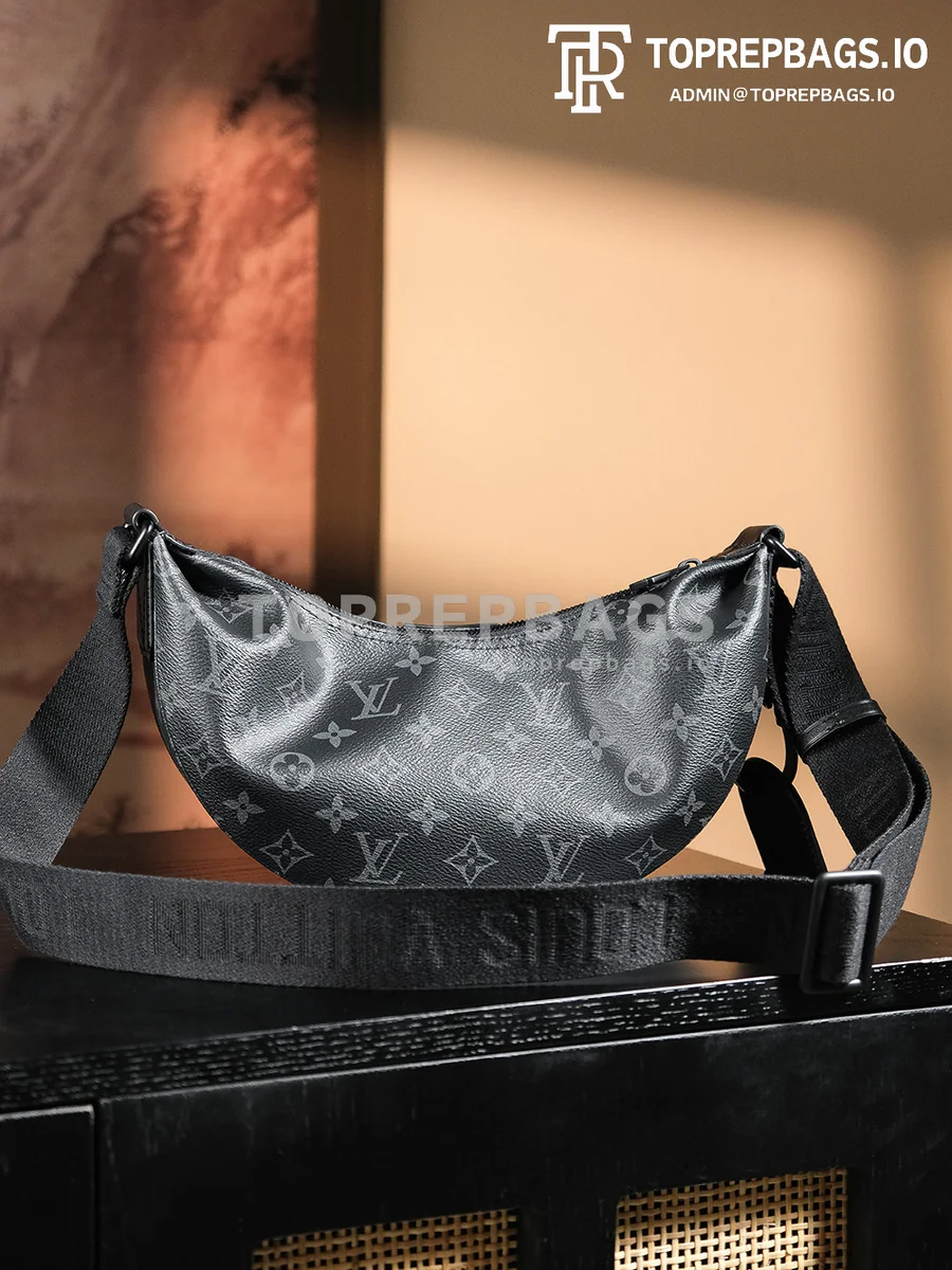 a1720941678827_6001 Louis Vuitton Hamac Small in Black