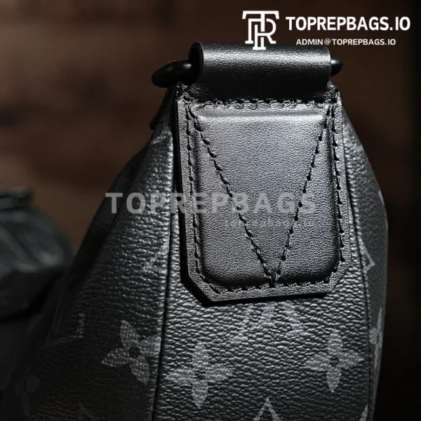 a1720941828579_7457 Louis Vuitton Hamac Small in Black