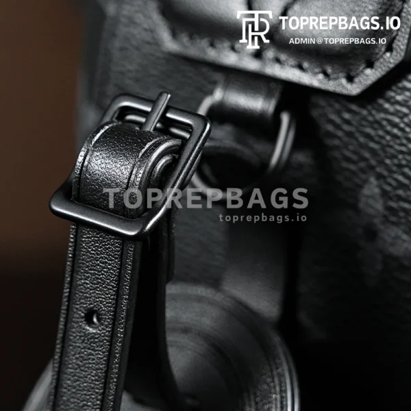 a1720941836343_2031 Louis Vuitton Hamac Small in Black
