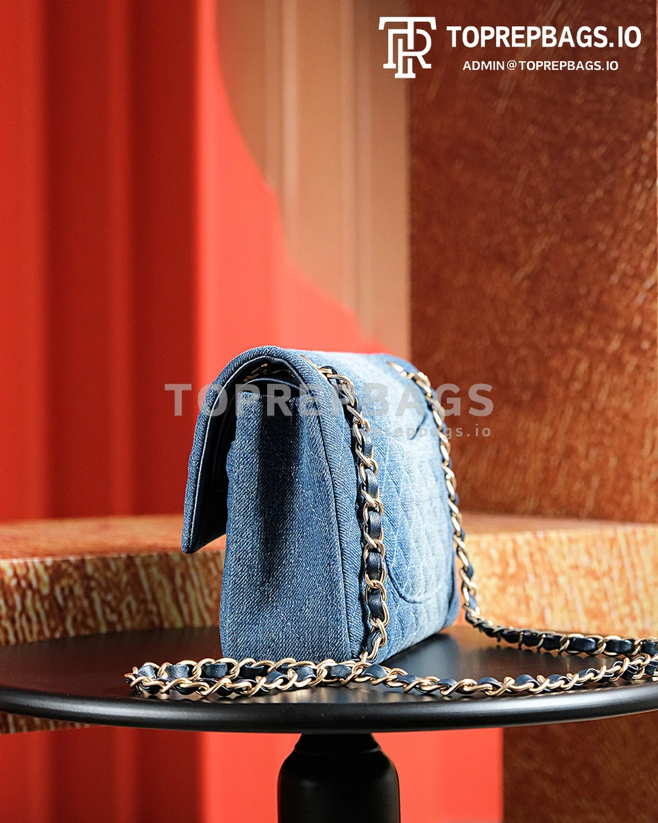 a1721825372138_0274 Chanel Classic Flap Medium in Blue