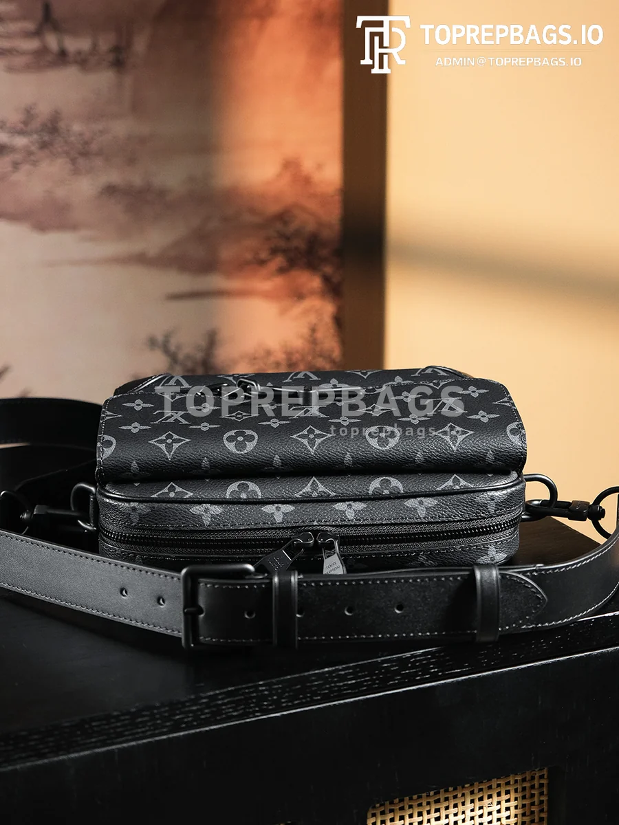 a1722427817223_0750 Louis Vuitton Steamer Messenger in Black