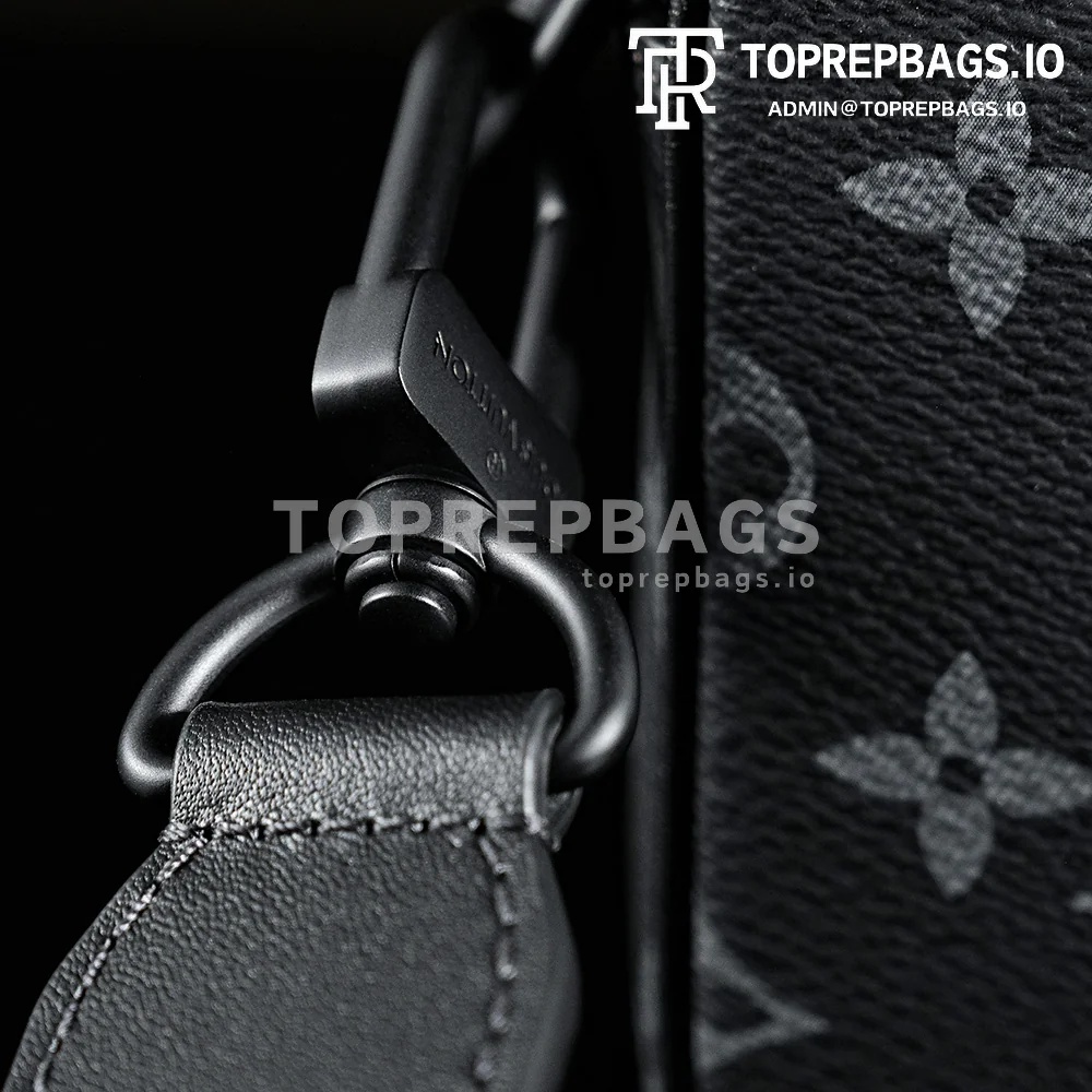 a1722427870001_4420 Louis Vuitton Steamer Messenger in Black