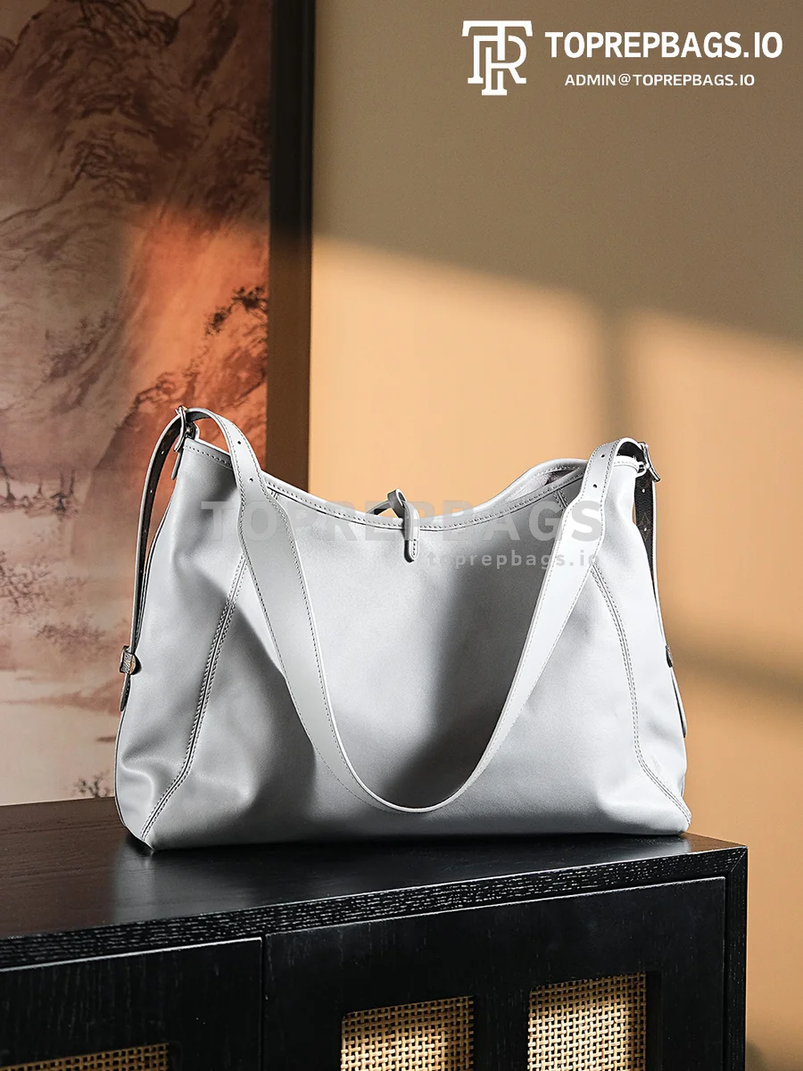 a1724852060157_6666 Louis Vuitton CarryAll in Grey