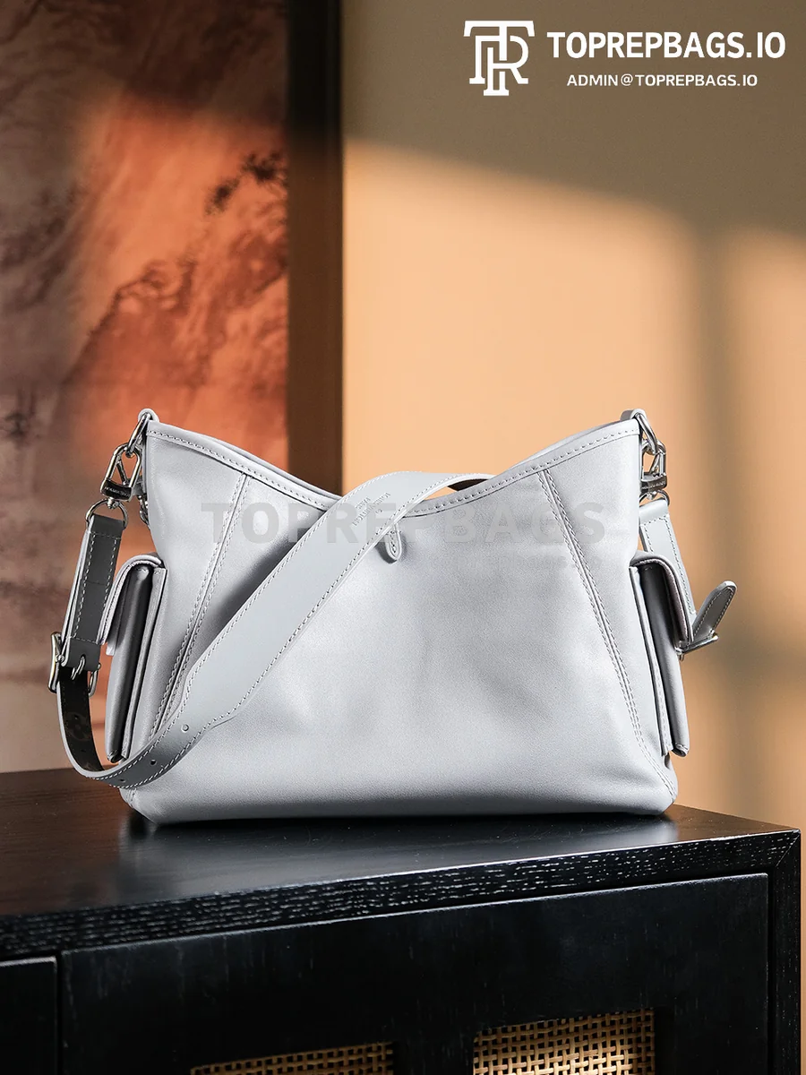 a1724852309617_6374 Louis Vuitton CarryAll in Grey