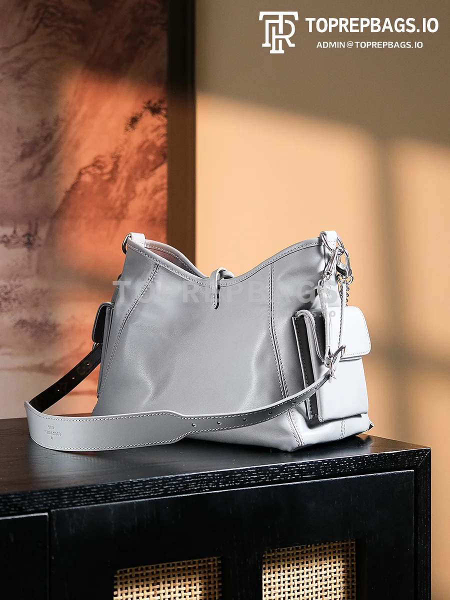 a1724852309629_3670 Louis Vuitton CarryAll in Grey