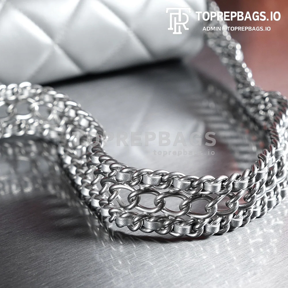 a1728134088858_1226 Chanel Handbag Hobo Lambskin Leather Silver-tone Hardware detailed product image