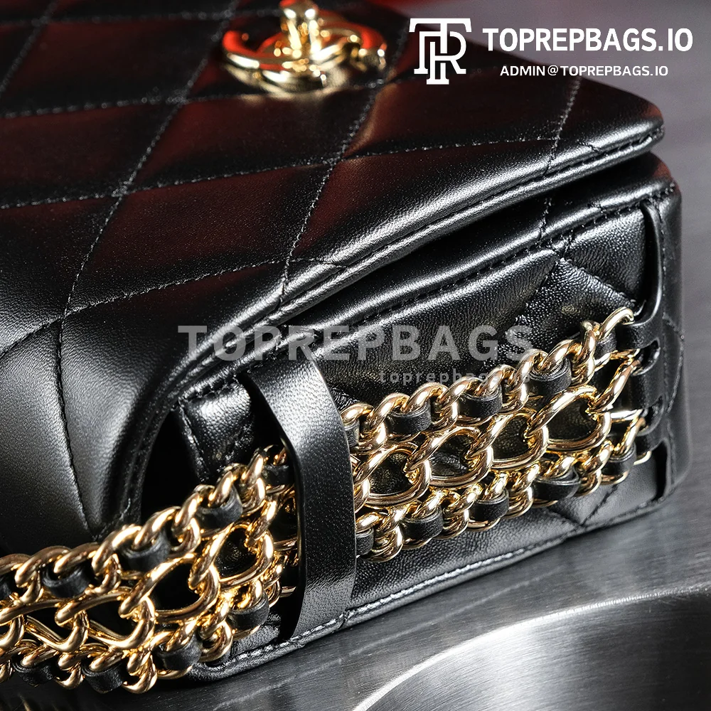 a1728134948508_0385 Chanel Classic Flap Hobo in Black
