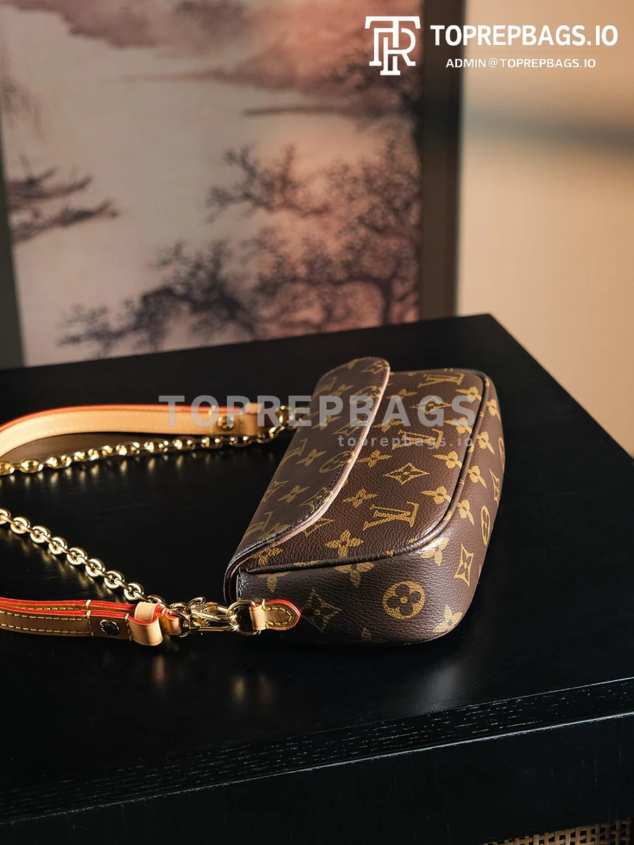 a1728641883530_0315 Louis Vuitton Wallet on Chain Ivy in Brown