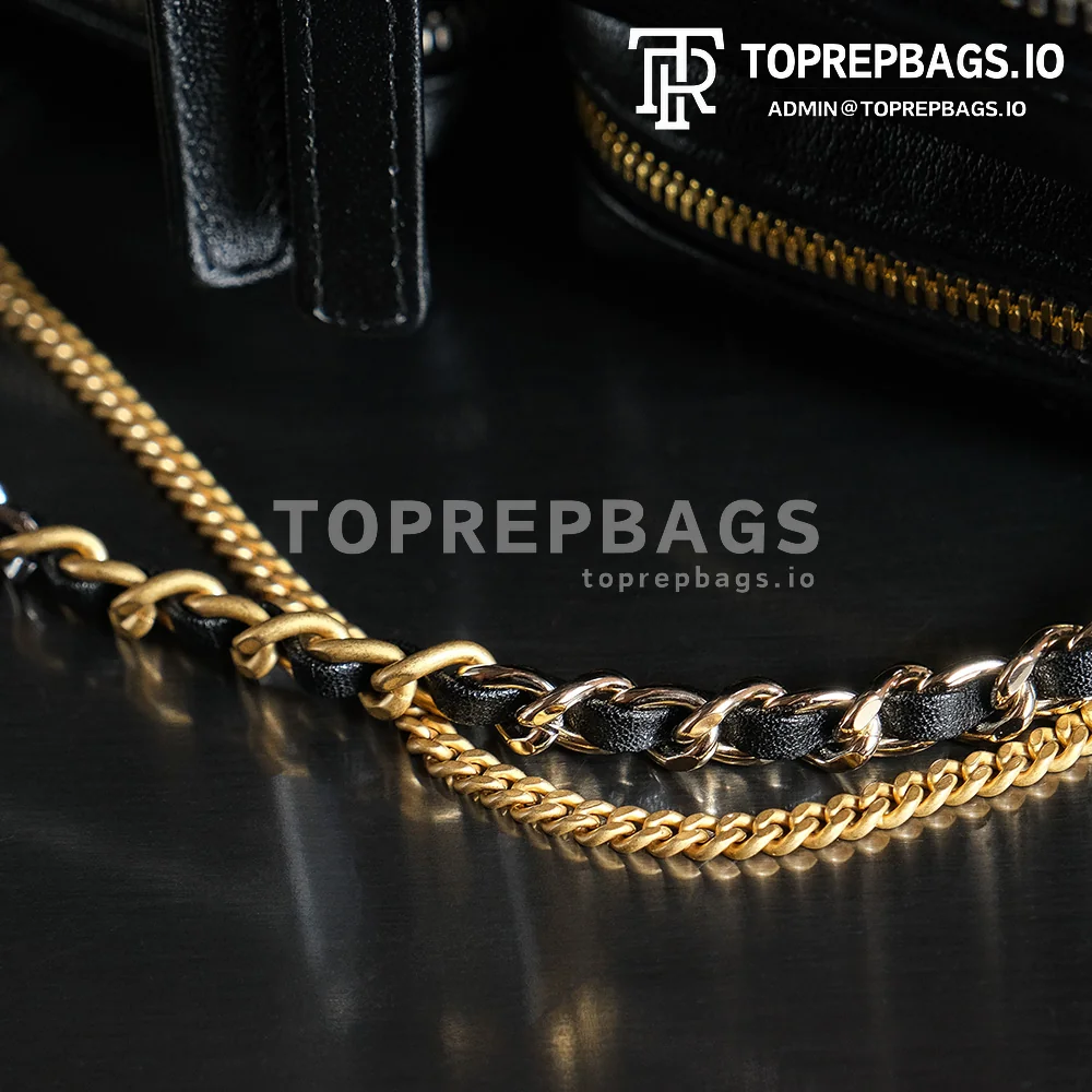 a1729244103539_4165 Chanel 22P Camera Bag in Black