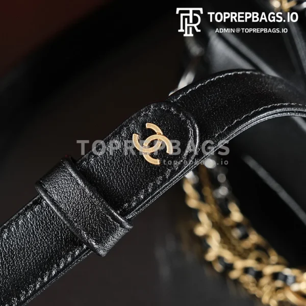 a1729244103547_3725 Chanel 22P Camera Bag in Black