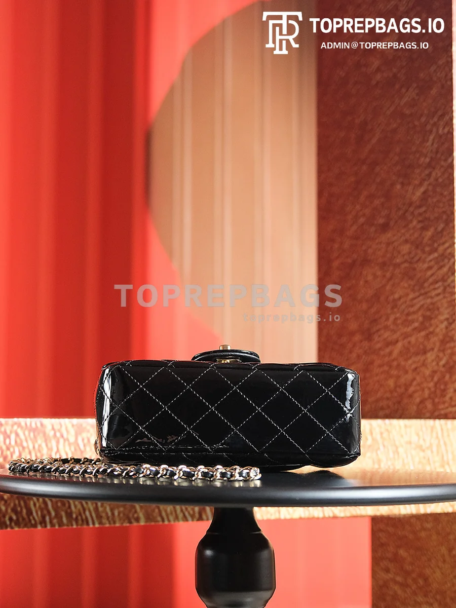 a1729498226627_3425 Chanel Classic Flap Mini in Black