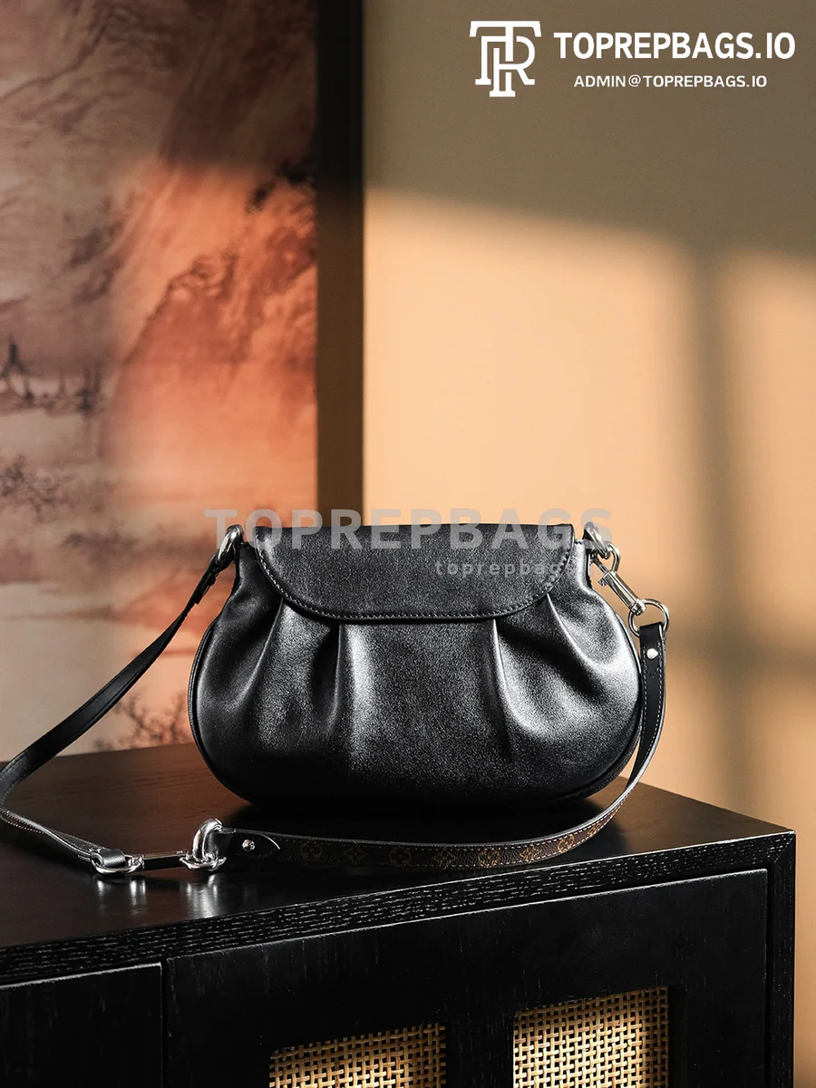 a1729695195655_1111 Louis Vuitton Sunset Vibe Hobo in Black