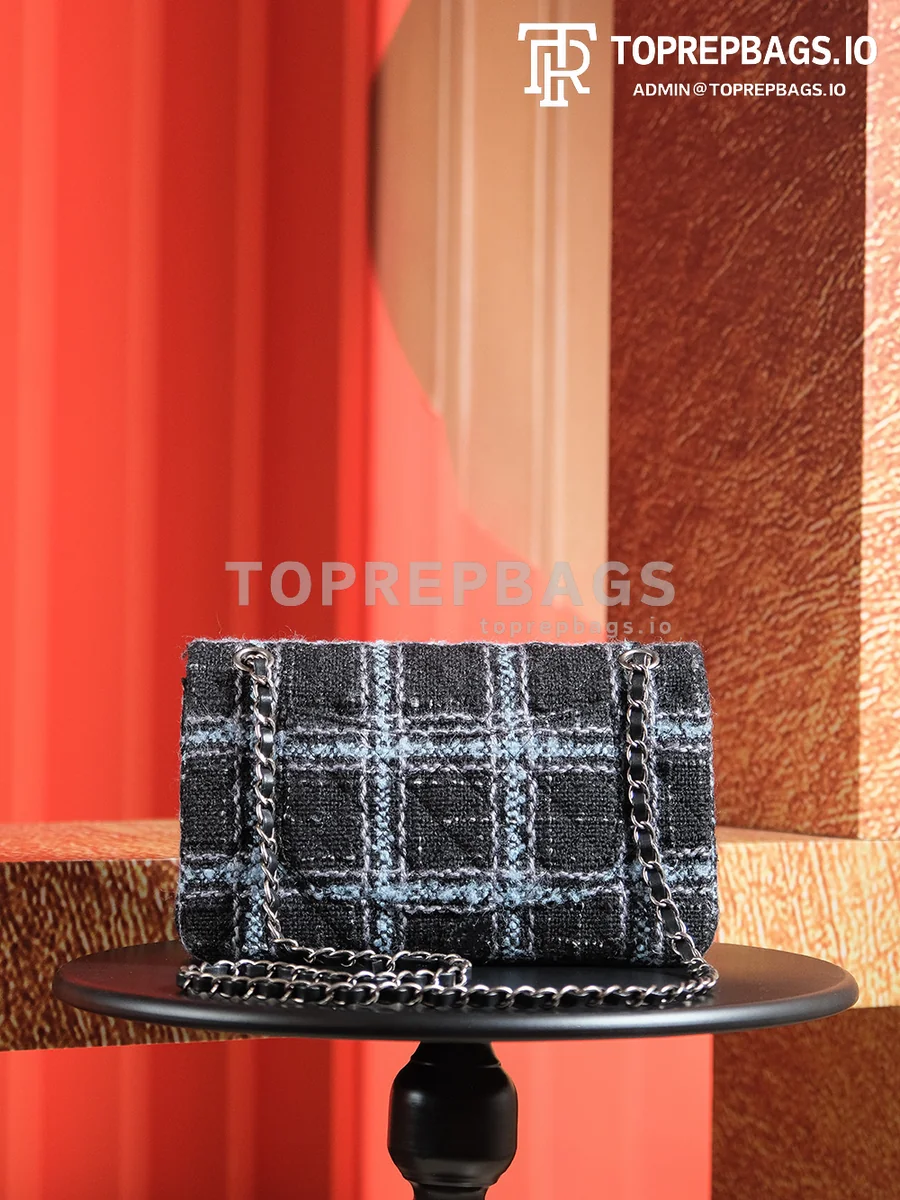 a1730878148689_8647 Chanel Classic Flap Medium in Black