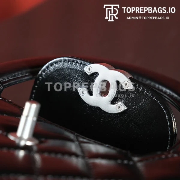 a1731924880068_0186 Chanel Kelly 25C in Black