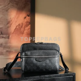 Louis Vuitton Outdoor Messenger in Black