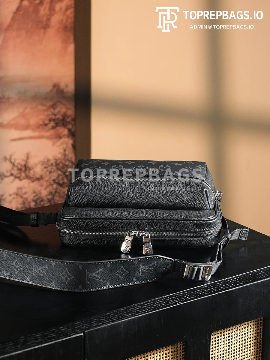 a1733837630745_1016 Louis Vuitton Outdoor Messenger in Black