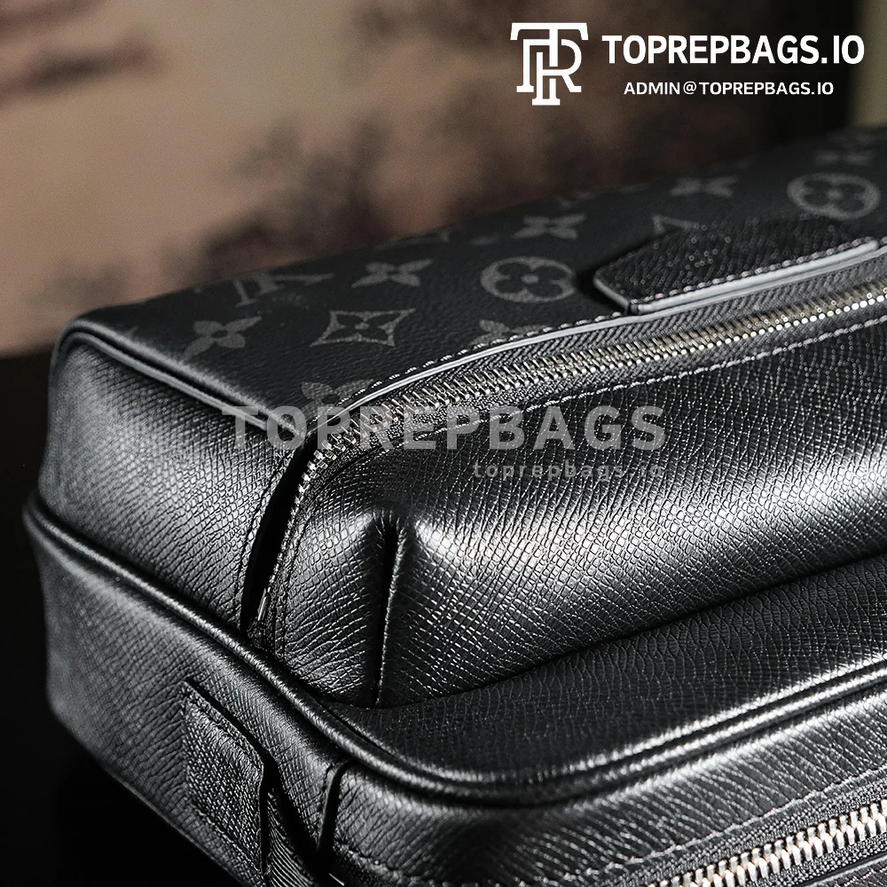 a1733837663783_2570 Louis Vuitton Outdoor Messenger in Black