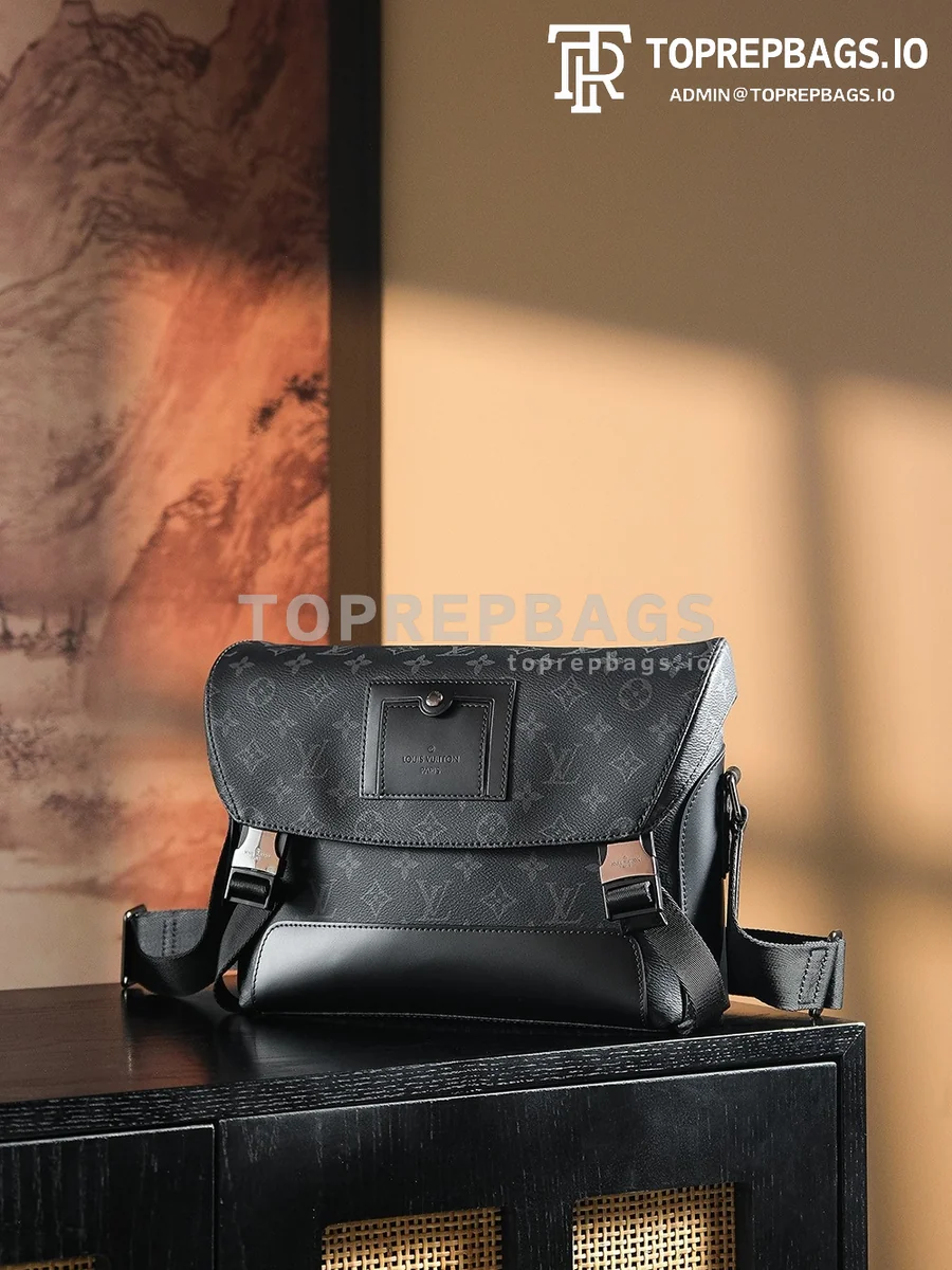 a1734520936590_5115 Louis Vuitton Voyager Messenger in Black