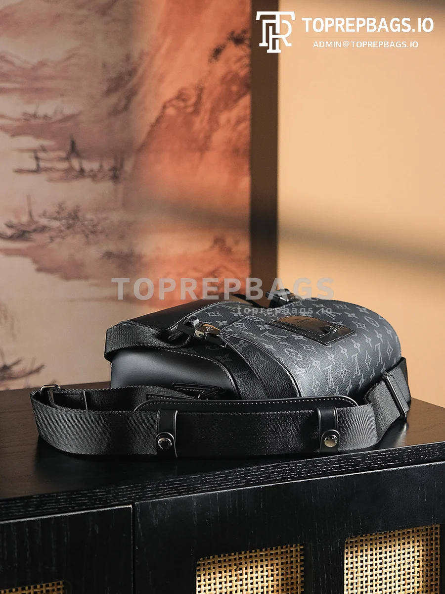 a1734520941848_1521 Louis Vuitton Voyager Messenger in Black