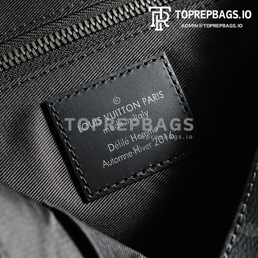 a1734521001697_0677 Louis Vuitton Voyager Messenger in Black