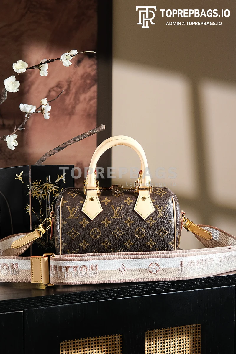 a1743498815103_7705 Louis Vuitton Speedy in Brown