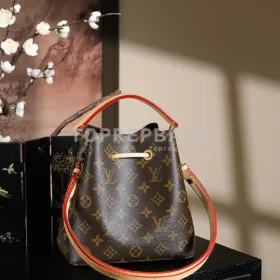 Louis Vuitton NeoNoe BB in Brown