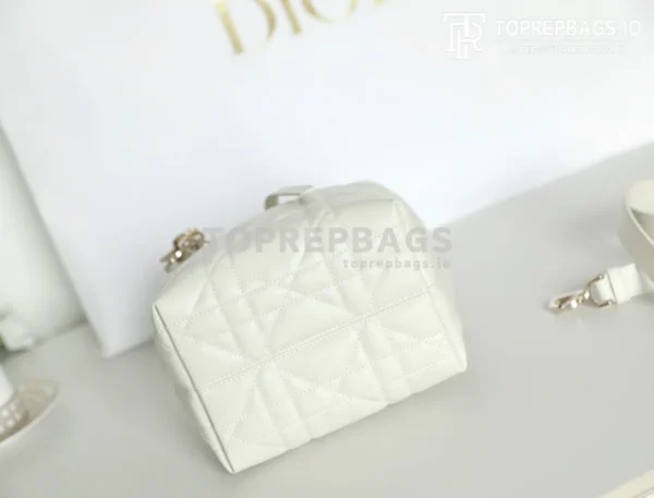 cmp_i1747110877678_9224_0_5 Dior Toujours in White