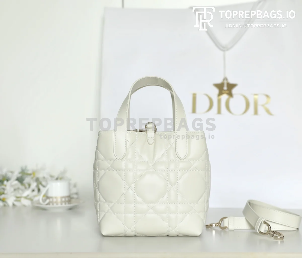 cmp_i1747110877679_2223_0_3 Dior Toujours in White