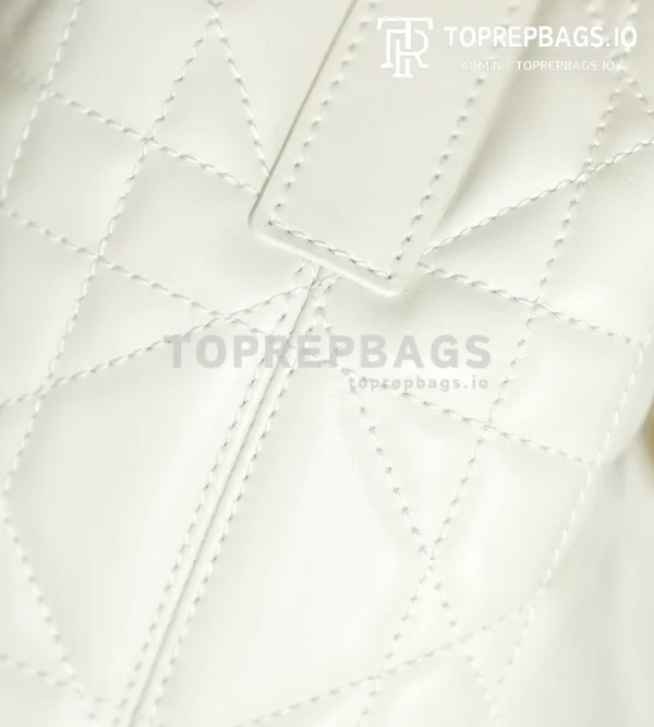 cmp_i1747110880618_4196_0_7 Dior Toujours in White
