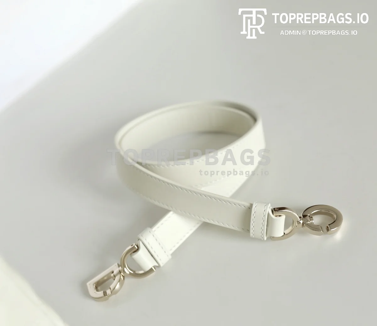 cmp_i1747110880625_9296_0_2 Dior Toujours in White