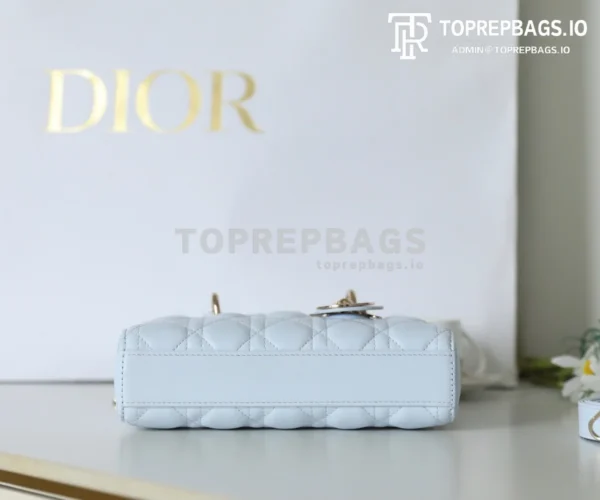 cmp_i1747367263915_5017_0_6 Dior D-Joy in Blue