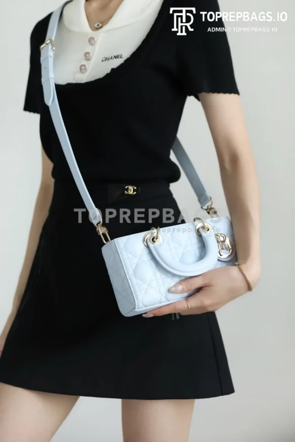 cmp_i1747367892860_1882_0_2 Dior D-Joy in Blue