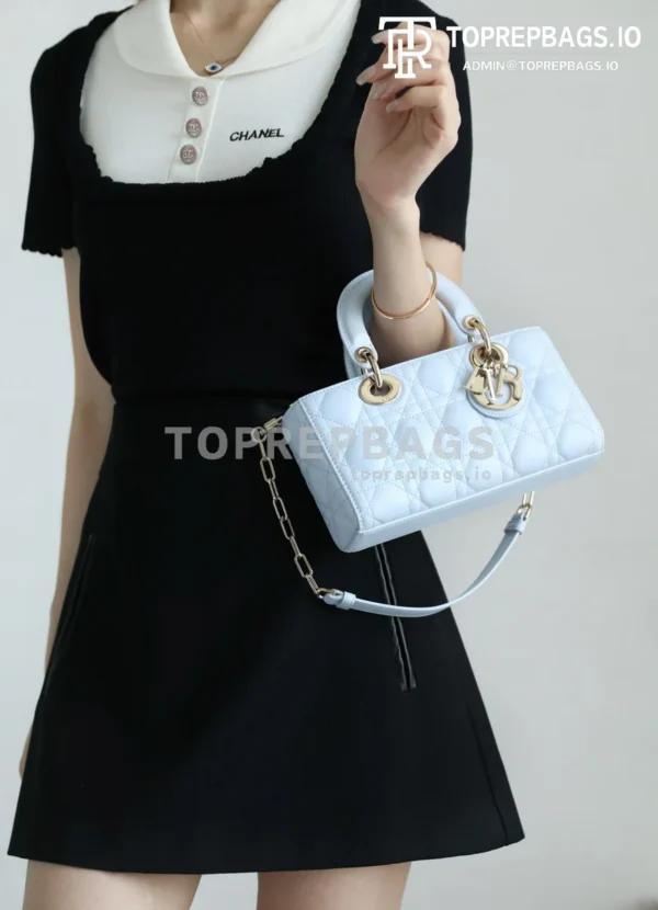 cmp_i1747367973395_7039_0_6 Dior D-Joy in Blue